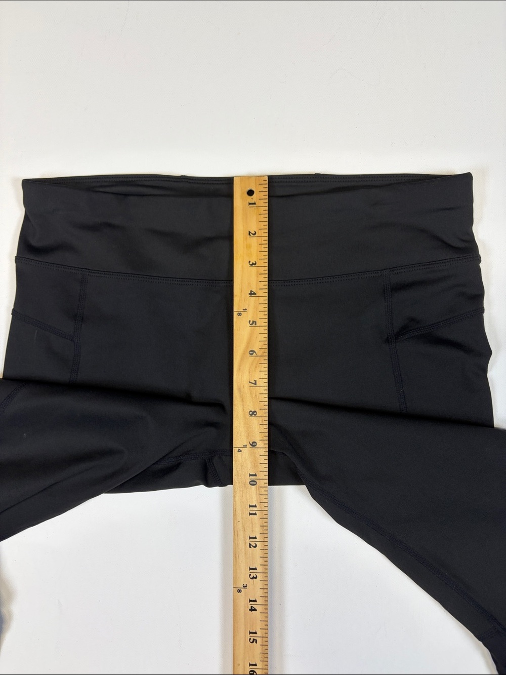 DKNY SPORT BLACK HIGH RISE CROP LEGGINGS SIDE MESH POCKETS WOMENS LARGE - Picture 5 of 7